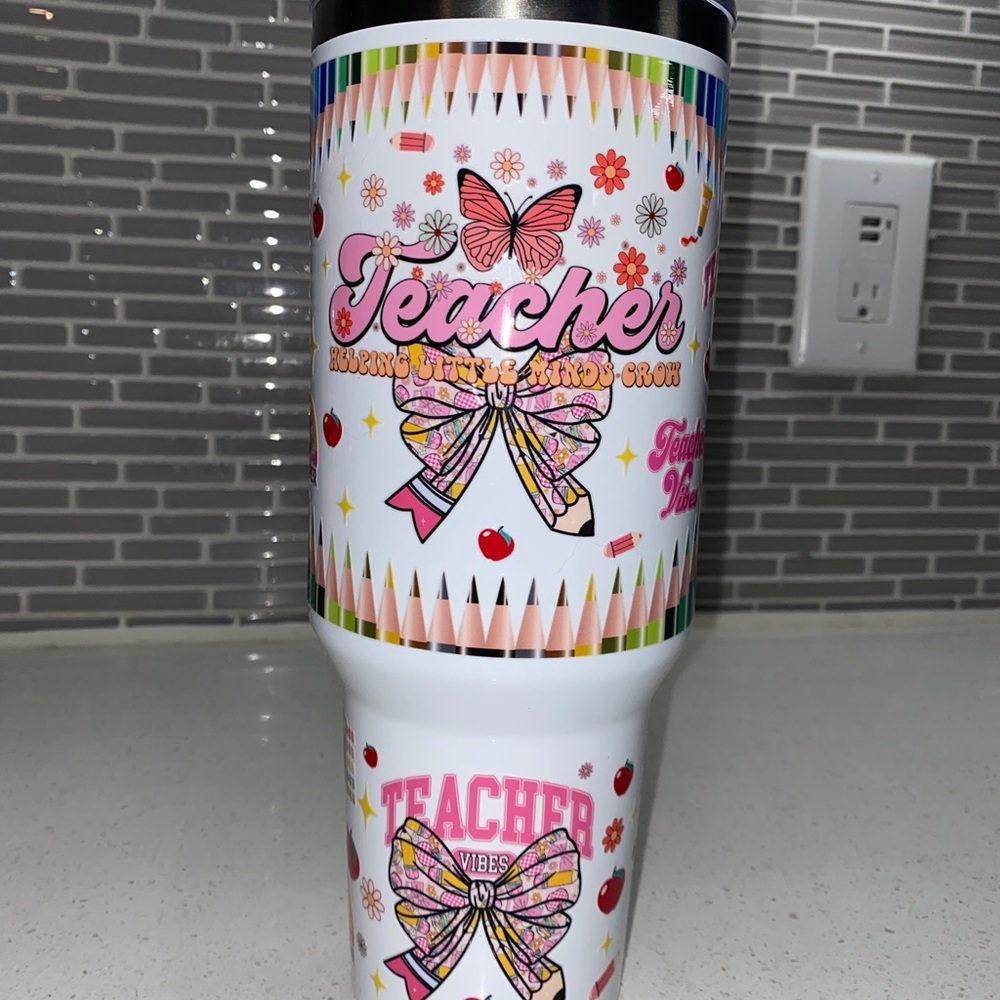 Teacher 40oz Tumbler with Pink Bow and Pencil Design